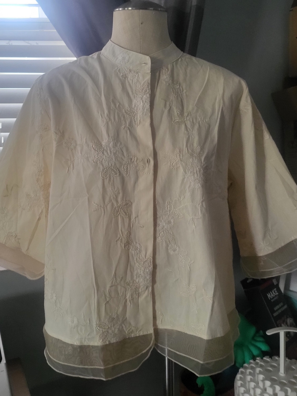 Cream Embroidered Mandarin Collar Jacket